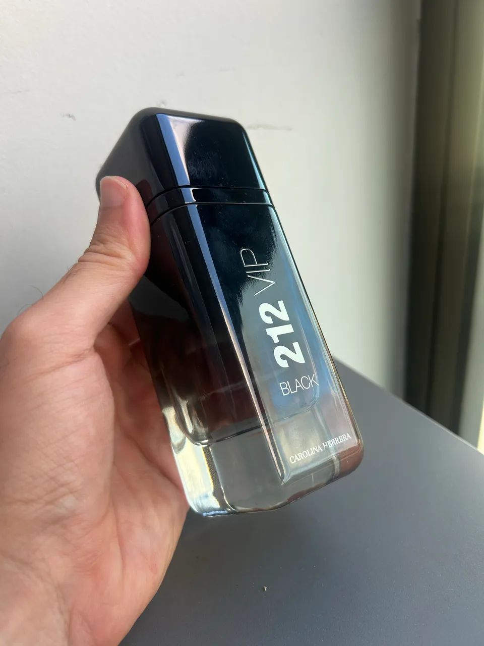 Perfume 212 vip black - Foto 2