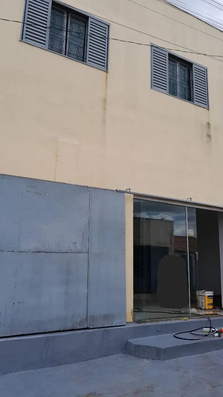 Casa com cômodo comercial em Catalão Goiás  - Foto 2