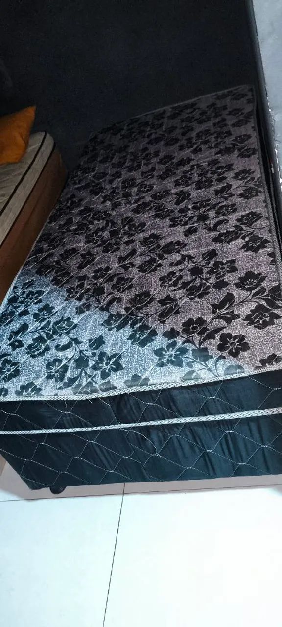 Vendo Cama solteirão  - Foto 5
