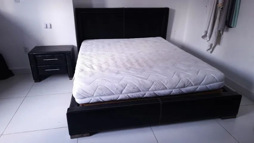  Cama king size em couro legítimo - Foto 2