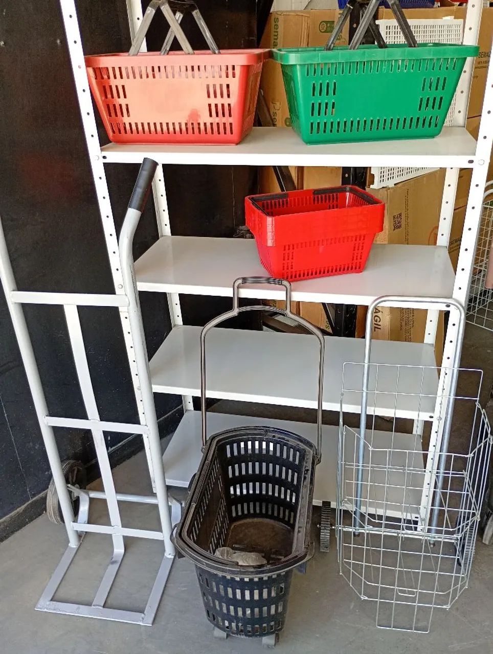 CESTA PARA MERCADINHOS COM RODAS E DE MAO * - Foto 4