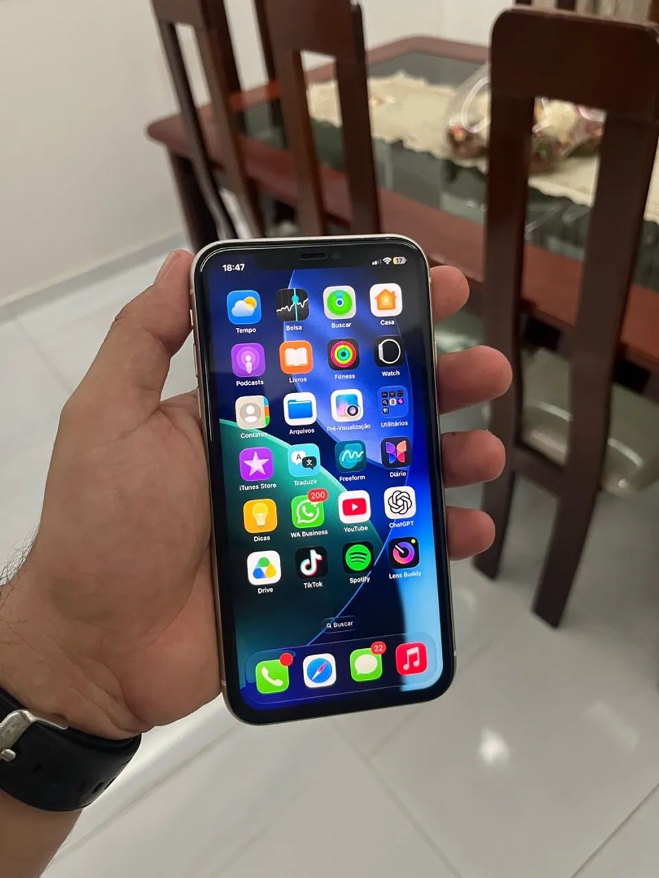 iPhone 11 