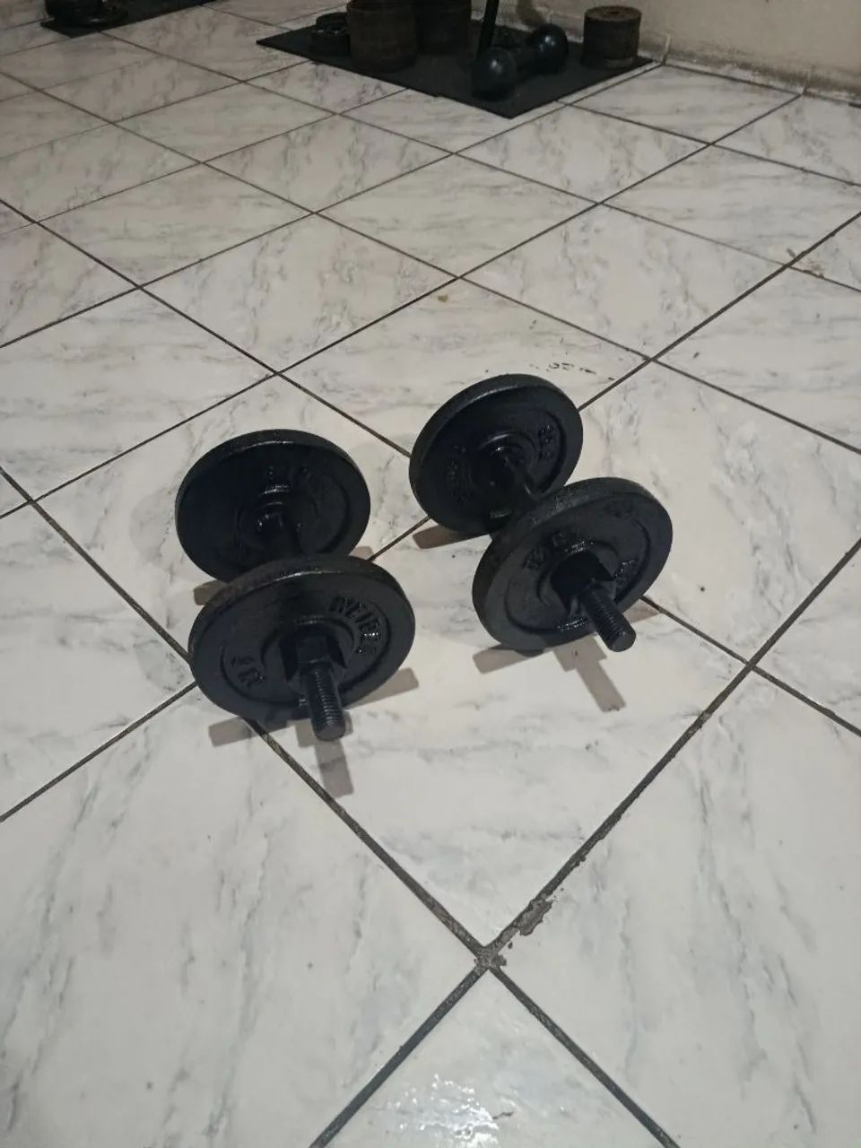 Par de halteres com 6/6 kg - Foto 2