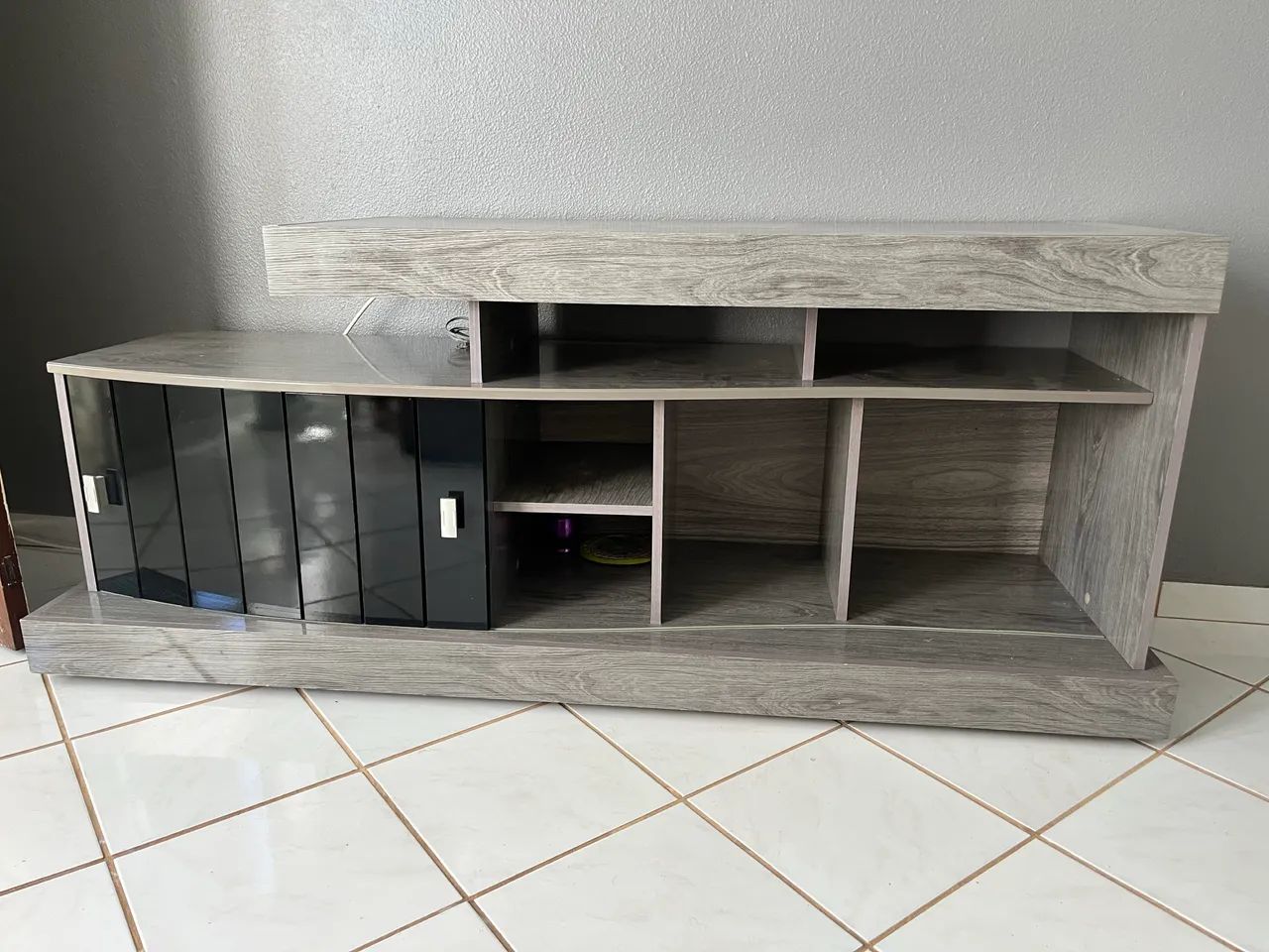 Móvel Rack impecável