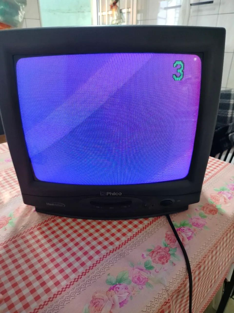 Tv Philco 12" funcionando ótima para jogar game 