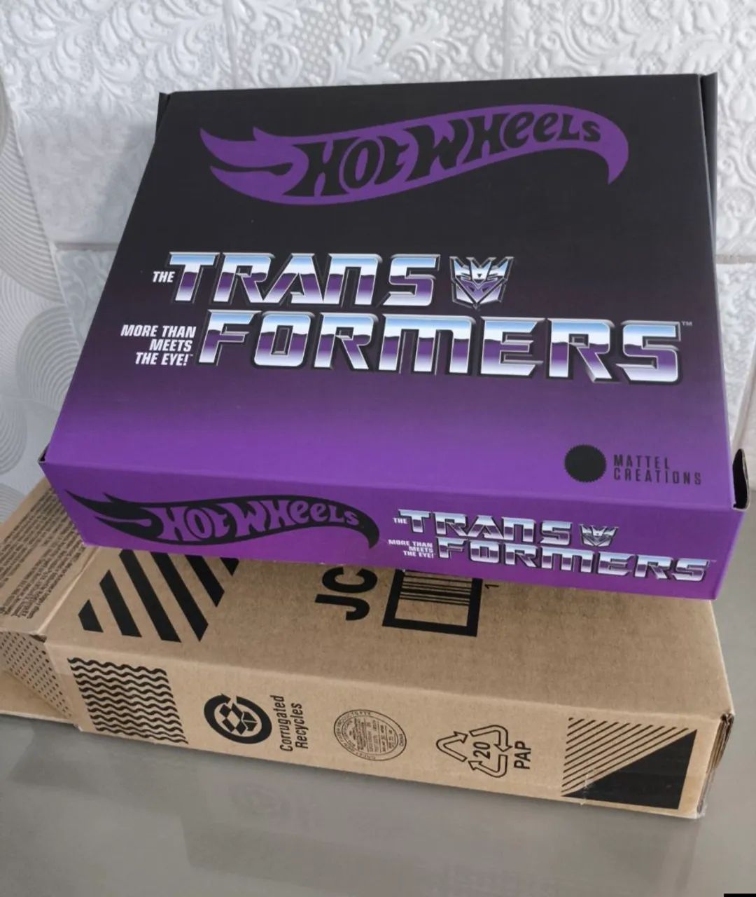 Hot Wheels Collectors Transformers Nemesis Prime Mattel - Foto 2