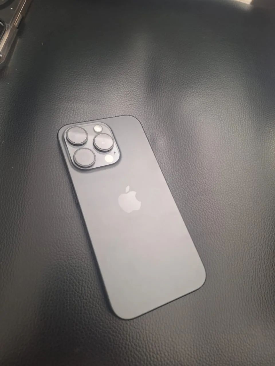 iPhone 15pro 256 - Foto 2