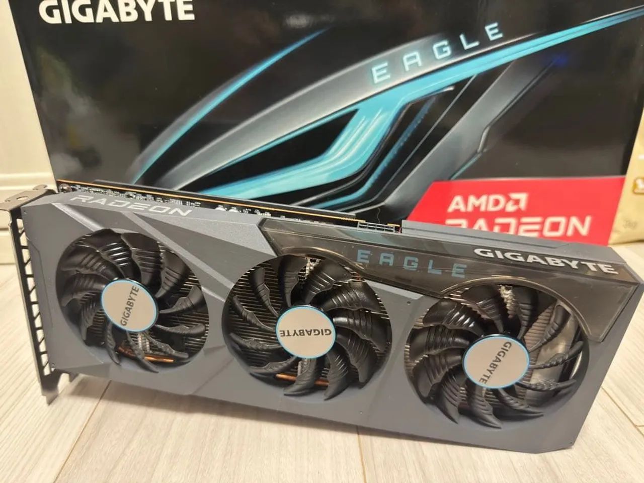 RX 6600 GIGABYTE EAGLE  - Foto 4