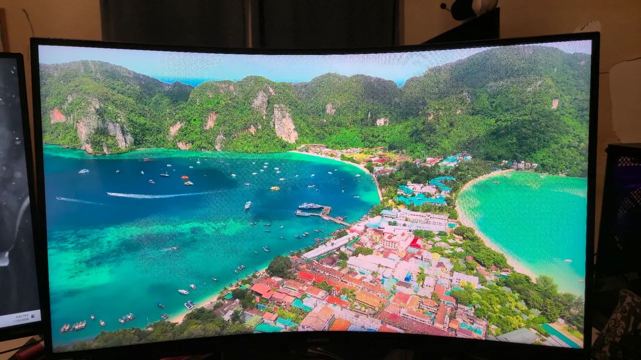 Monitor Samsung Odyssey G7 240hz 32'