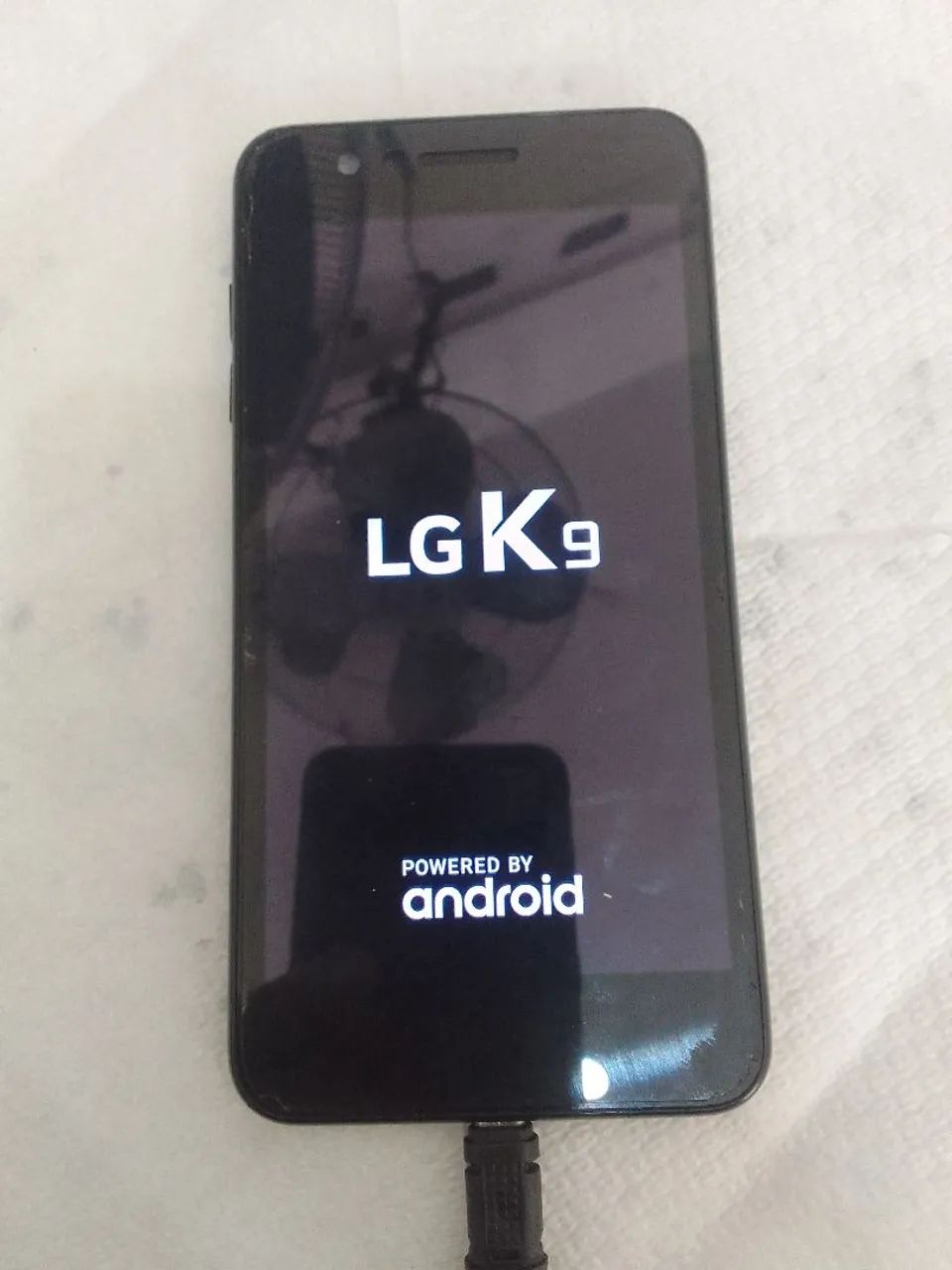 Vendo este celular LG K9 