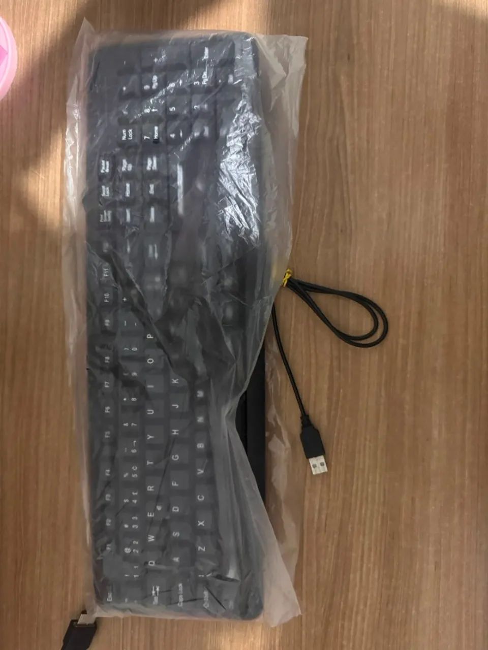 Teclado Multilaser USB ABNT2 com Fio - Funcionando Perfeitamente - Foto 2