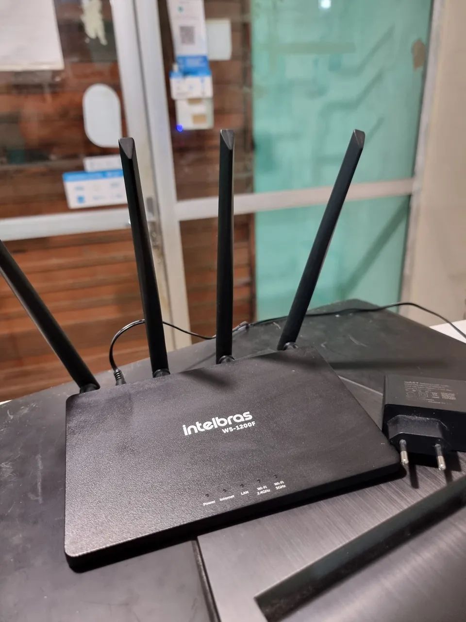 Roteador Gigabit Intelbras perfeito funcionamento!