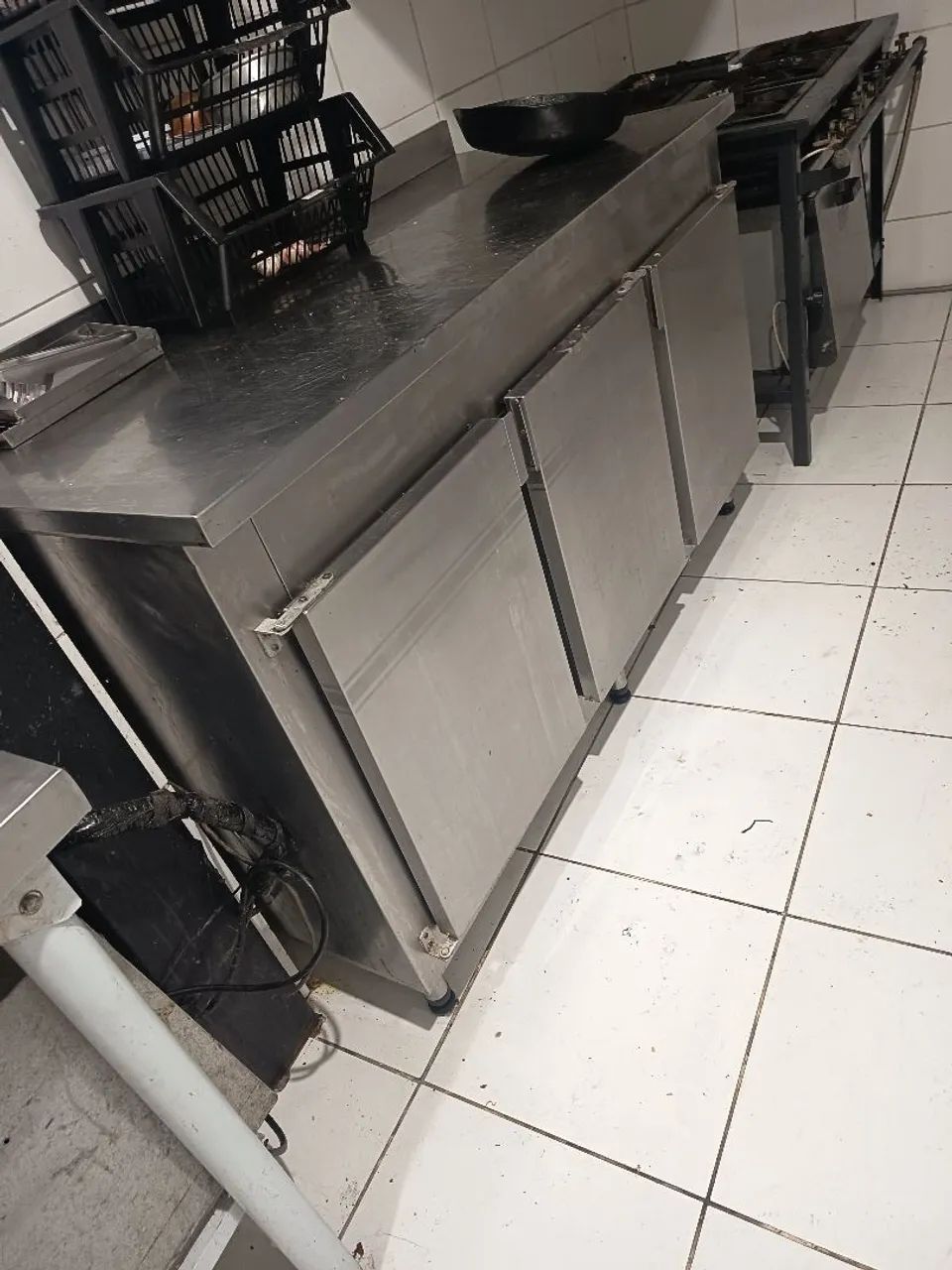 Balcão refrigerado inox 3 portas  - Foto 2