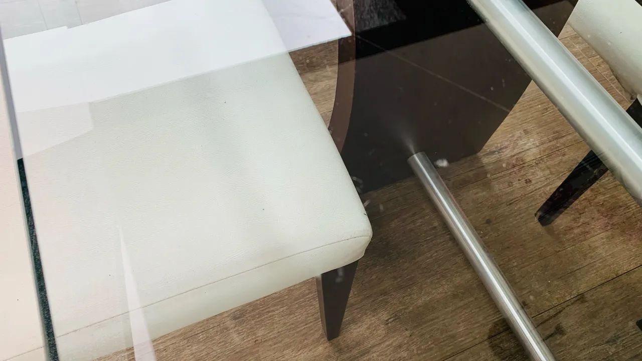 Mesa de jantar 6 cadeiras 