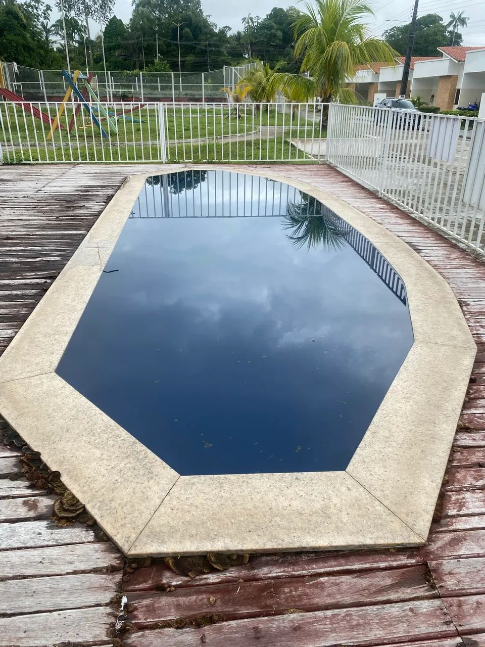 Piscineiro e reforma de decks - Foto 2