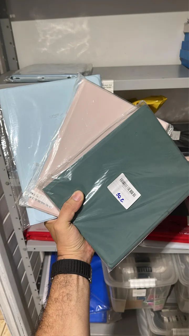 Capa com Teclado para iPads 7, 8, 9, 10 e 11 - Azul  - Foto 4
