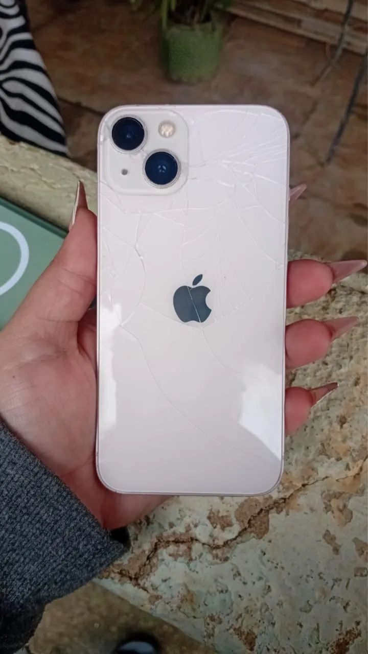 iPhone 13 - Foto 2