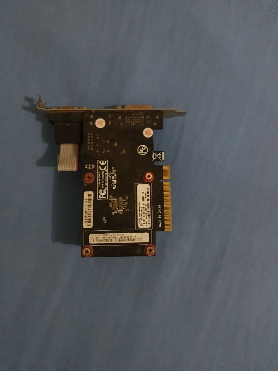 GT 710 2GB - Foto 2