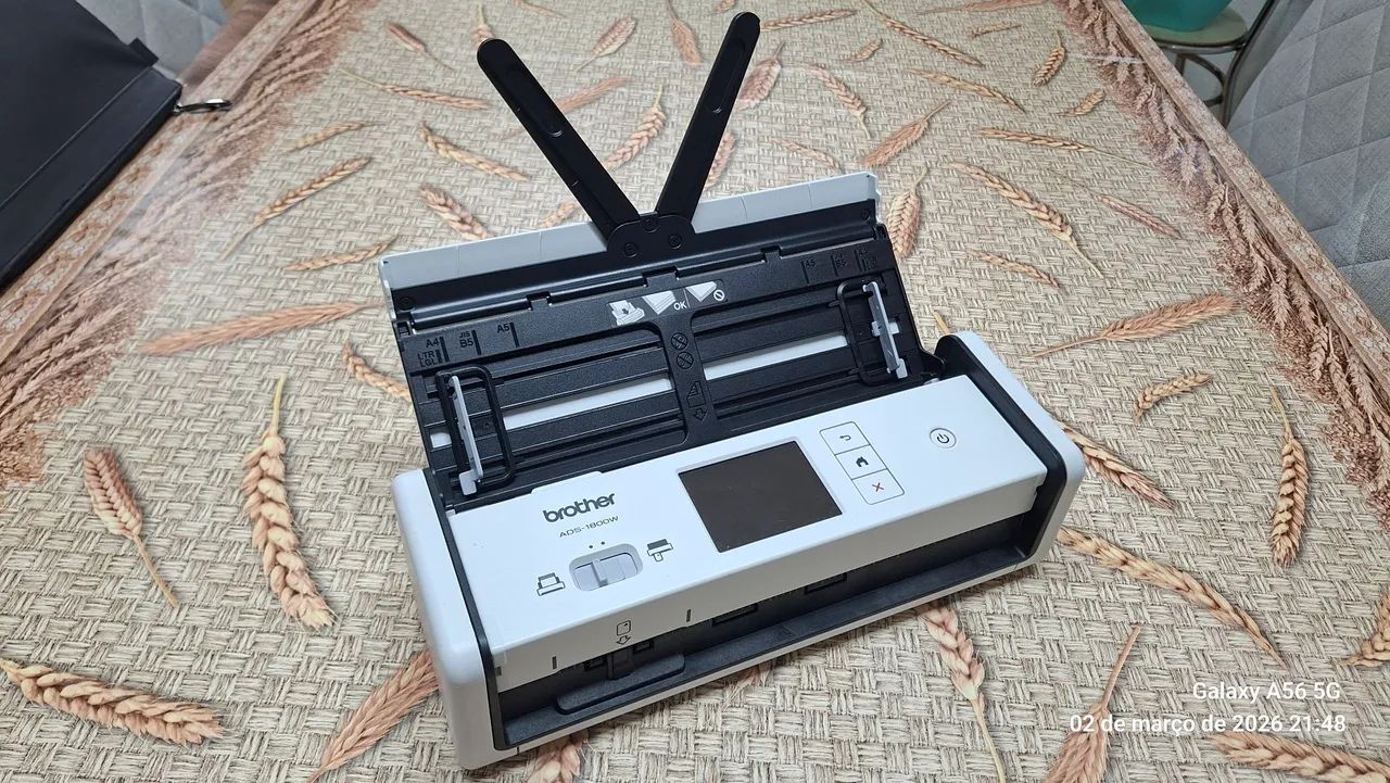Scanner de Mesa Portátil Brother