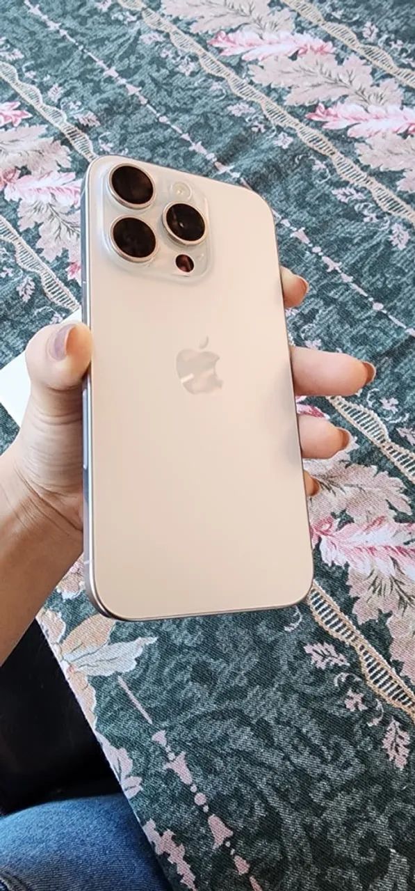 IPHONE 15 PRO - Foto 2