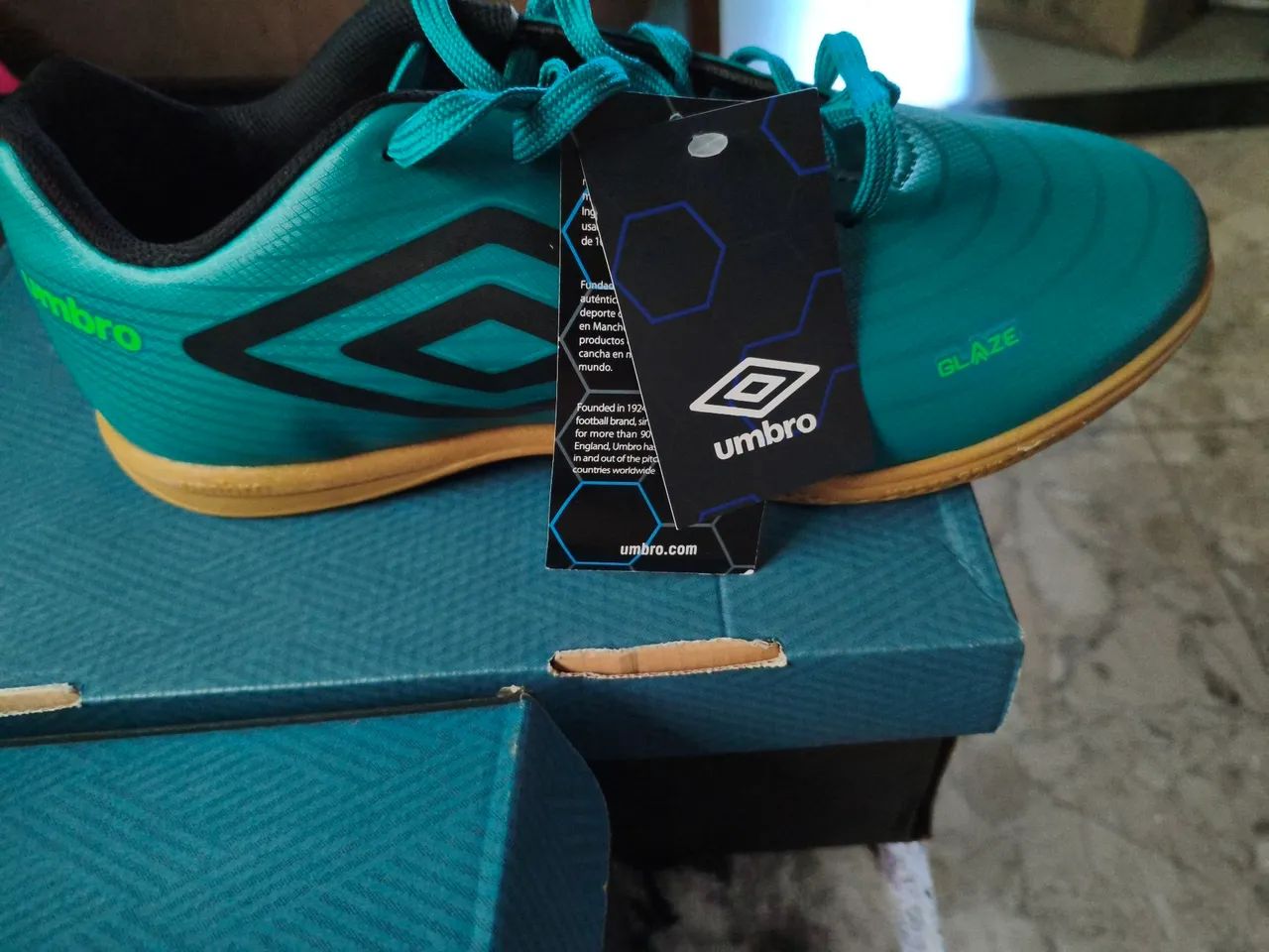 Chuteiras (Umbro)