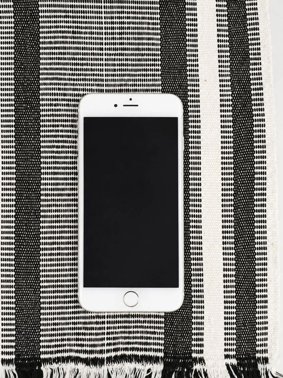 iPhone 6 Plus à Venda - Ótimo Estado e Funcionando Perfeitamente