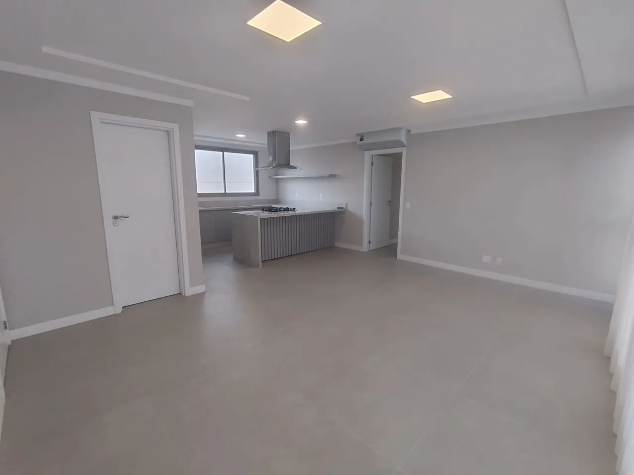 Apartamento com 3 suítes à venda no Centro - Foto 2