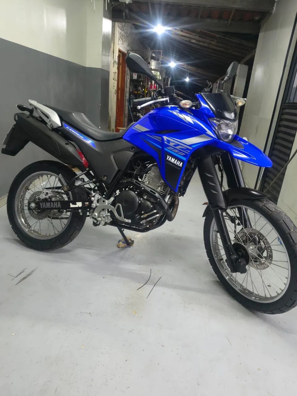 Lander 250 azul  - Foto 5