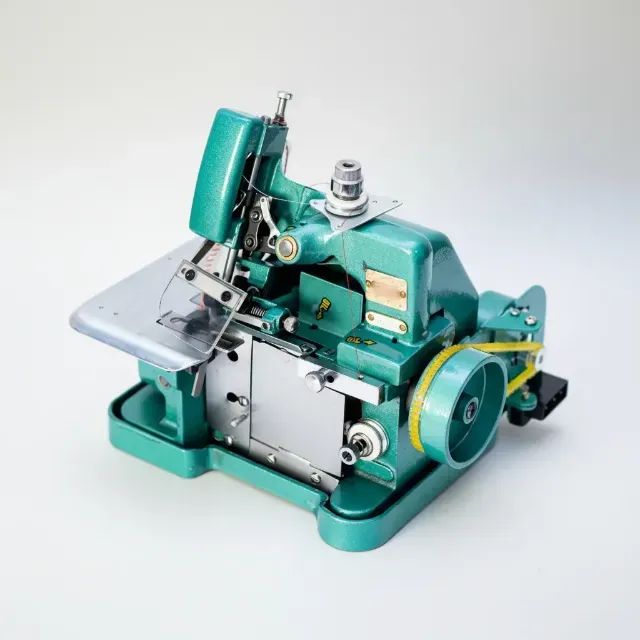 Máquina Overlock Butterfly Gn1-6d 110v