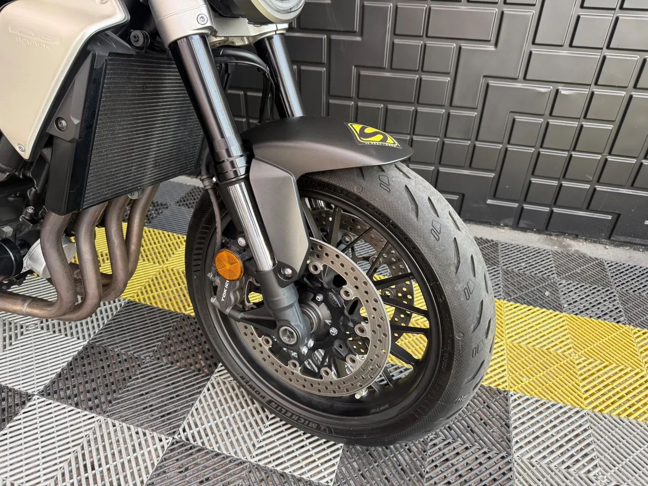 CB 1000 R PRATA 2022/2022 - Foto 4