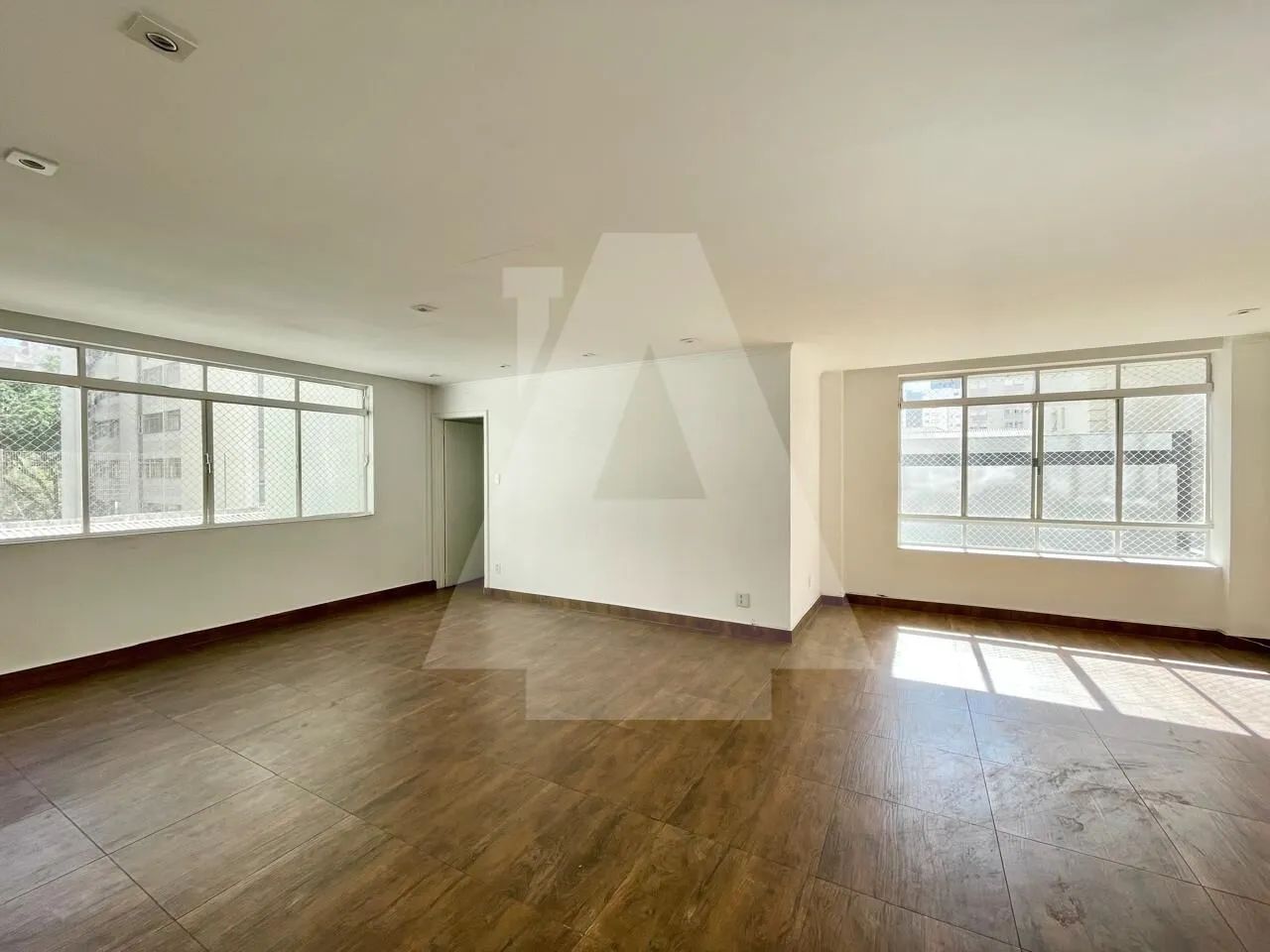 Apartamento em Edifício recuado e charmoso em Santa Cecilia - Foto 3