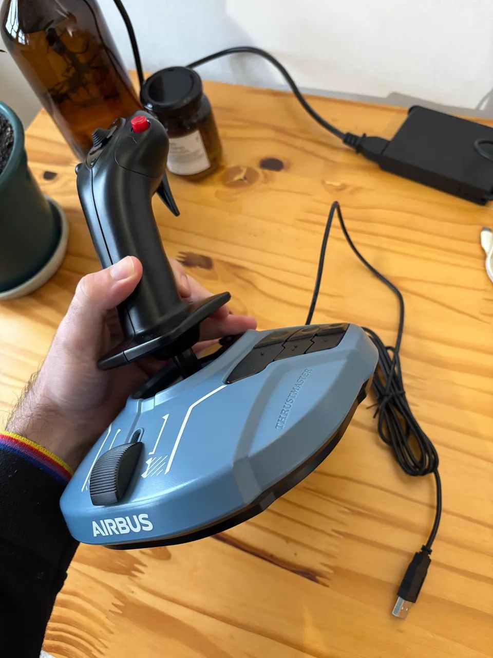 Thrustmaster TCA Sidestick Airbus Edition (Windows) - Foto 4