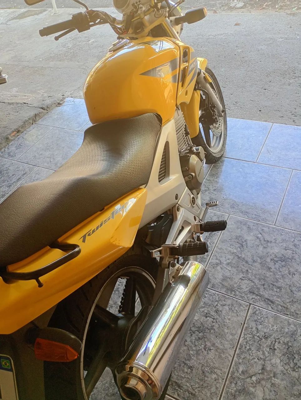 Cbx 250 Twister 2008 amarela  - Foto 3
