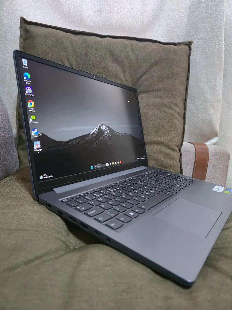 Notebook gamer Lenovo Loq  - Foto 2