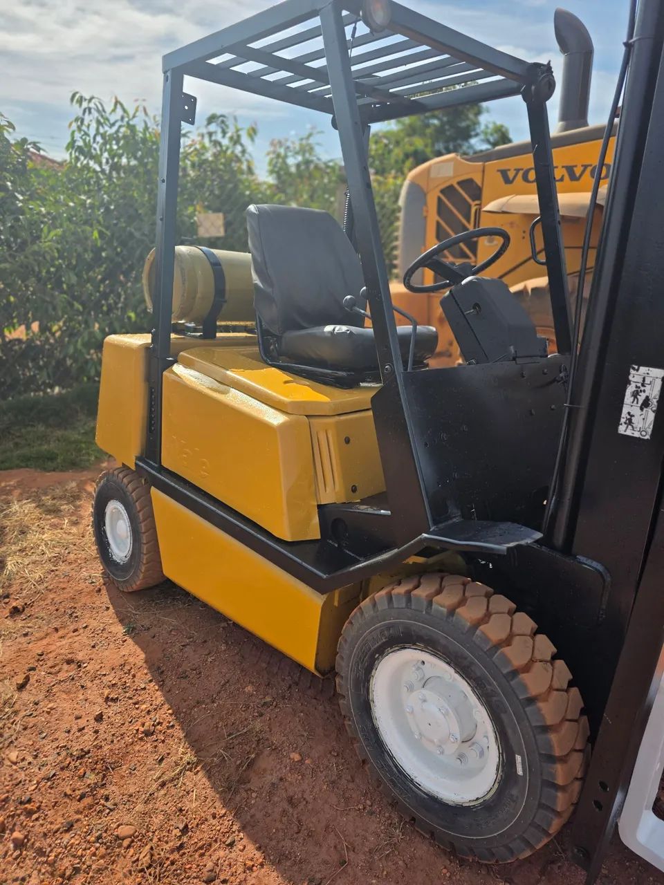 Empilhadeira YALE 2.5 TON - Foto 2