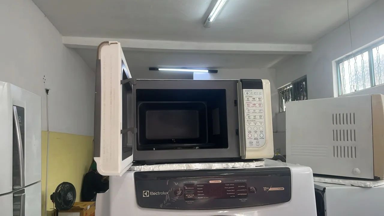 Microondas Electrolux 23lt 127v - Foto 2
