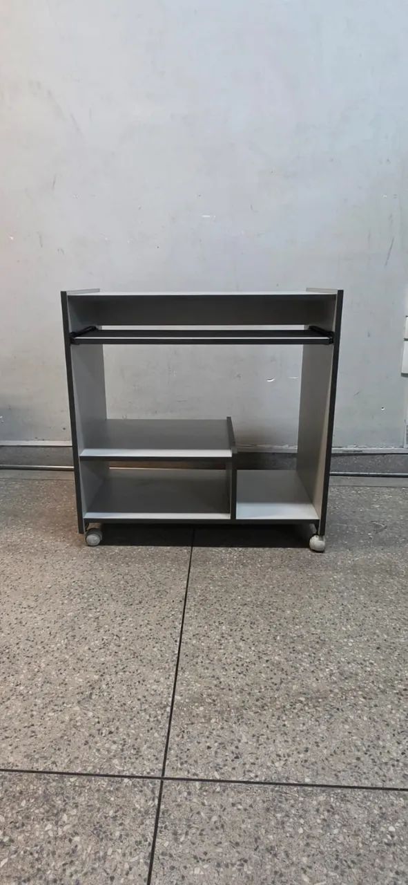 Mini Mesa de computador