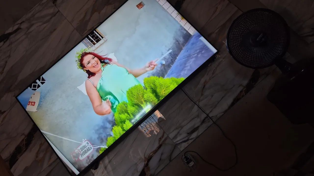 Tv smart Samsung 75 polegadas  - Foto 2