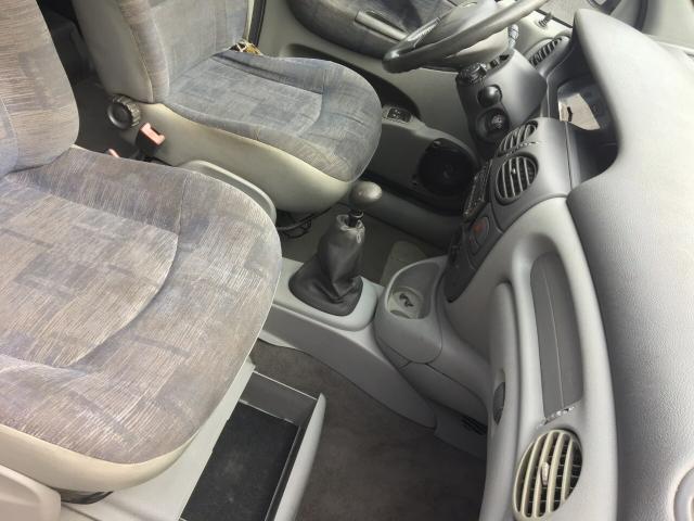 Renault Scenic 2003 1.6 completa - Foto 8