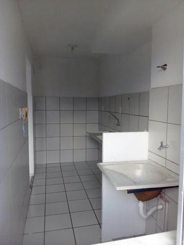 Alugo Apartamento no Condomínio Ponta Verde - Foto 3