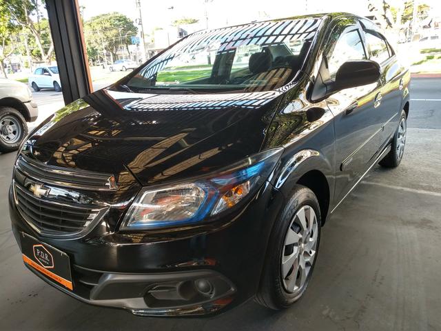 GM/ Prisma LT 1.4 "único dono " 65.000 km"