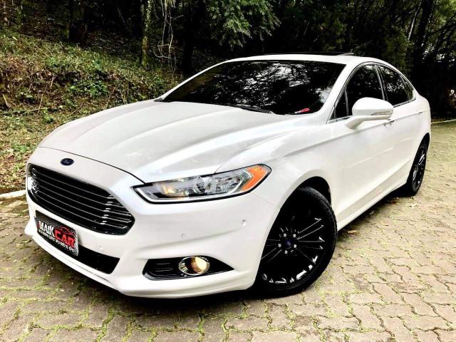 Fusion Titanium interior na cor Creme