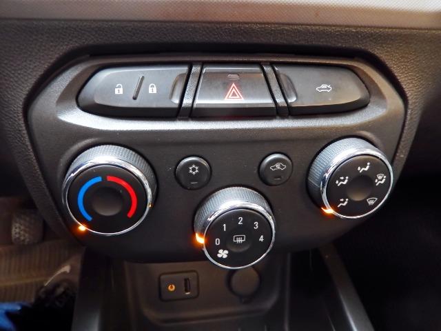 Chevrolet Onix 1.0 LT Único Dono Apenas 41 mil km - Foto 8