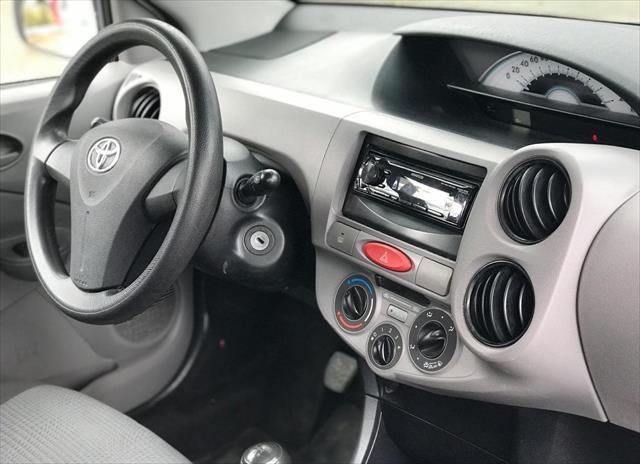 Toyota Etios X 1.3 Flex 16V Mec. (Ano 2013) - Foto 2
