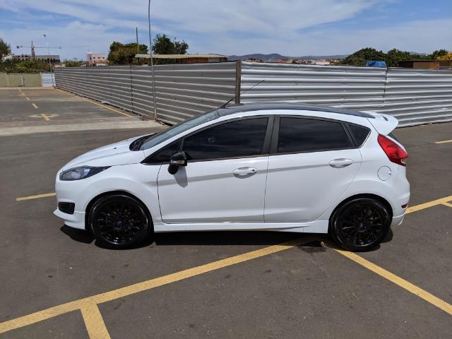 New Fiesta Sport Manual 15/16 - Foto 5