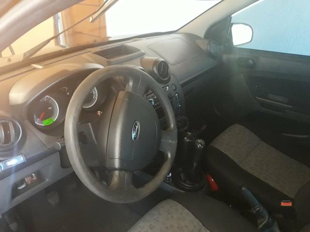 Ford fiesta 1.0 rocam manual 8V - Foto 4