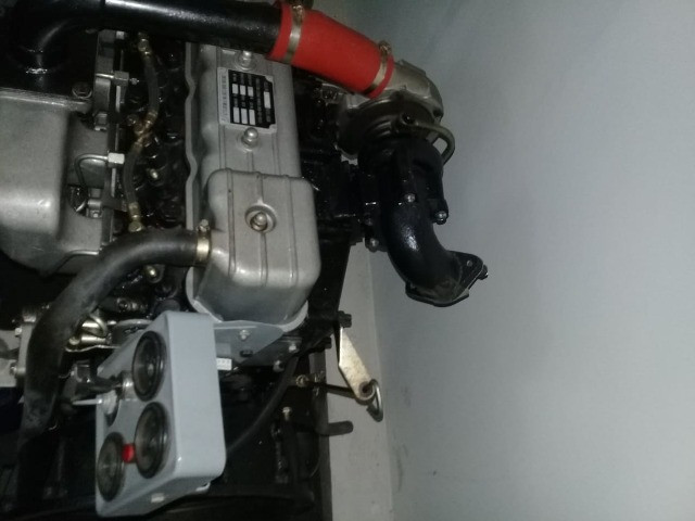 Motor Diesel Marítimo 4 Cilindros Turbo de 114HP Marca Lion - Foto 2