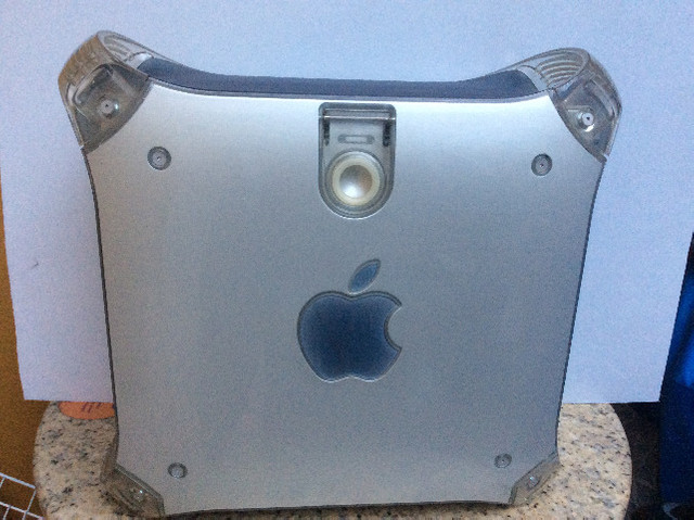 Computador antigo apple