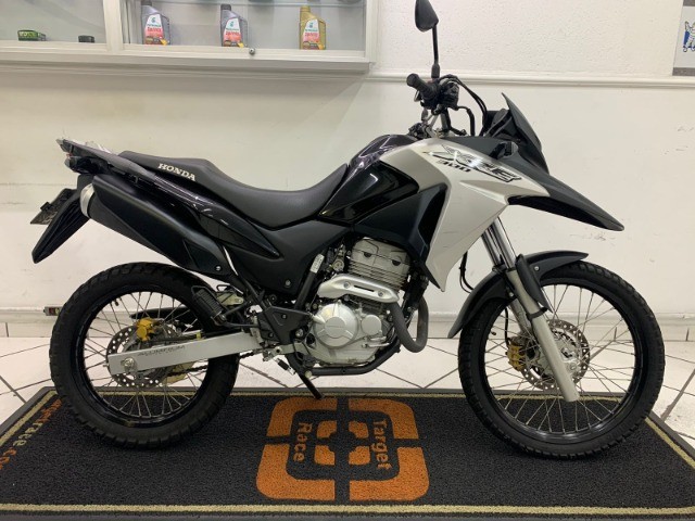 HONDA XRE 300 2017 KM: 8488