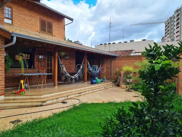 Sobrado à venda em Campinas, Nova Campinas, com 4 quartos, com 260 m²